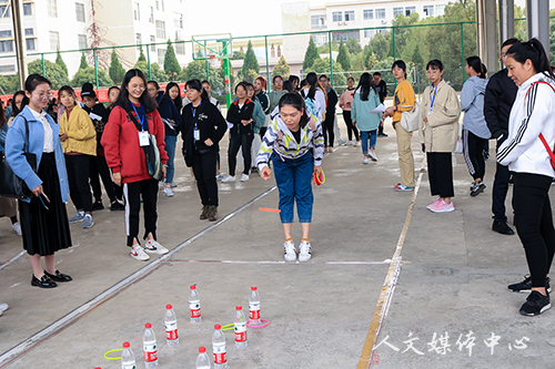文史相融 悦动校园   suncitygroup太阳集团举行第五届“诗意栖居”公寓文化节开幕式暨“三国风云”趣味游园活动