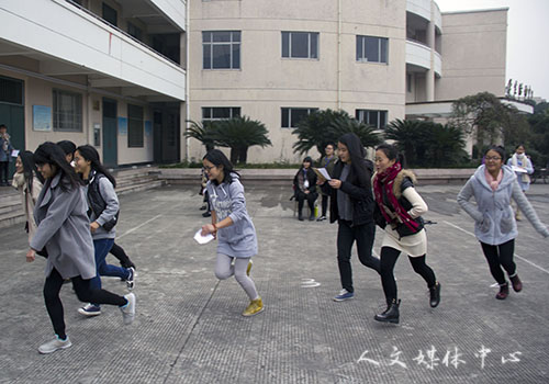 suncitygroup太阳集团举办首届女生定向跑