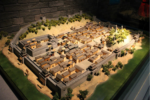 suncitygroup太阳集团新进教师参观台州市博物馆与台州市城市规划馆