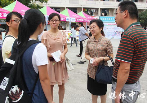 【2015人文追梦战队】系列一 梦想启航：suncitygroup太阳集团喜迎2015级新生